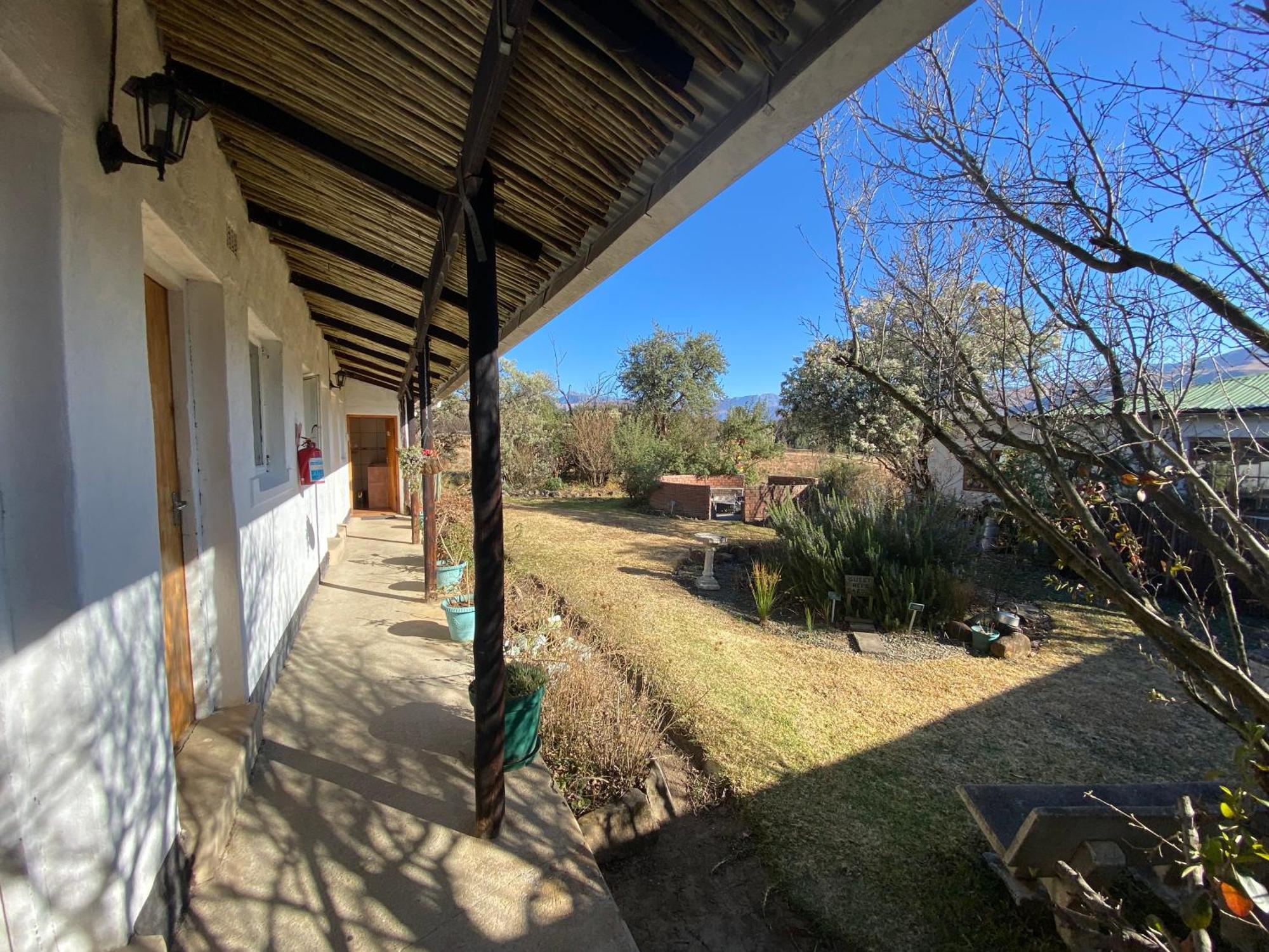 Sani Lodge & Cottages Sani Pass Bagian luar foto